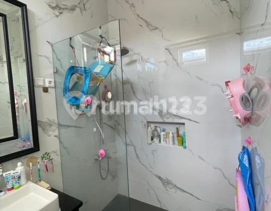 DISEWAKAN RUMAH BUKIT GOLF MEDITERANIAN BGM PIK1 UK 8X15 FURNISHED 2