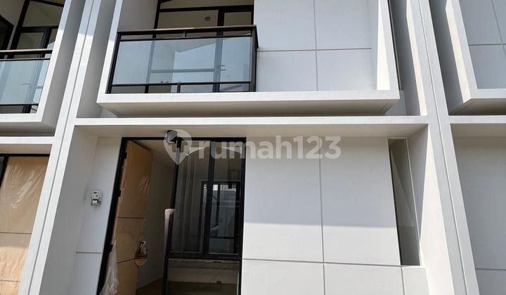 Dijual Rumah 2 Lantai Cendana Icon Lippo Utara