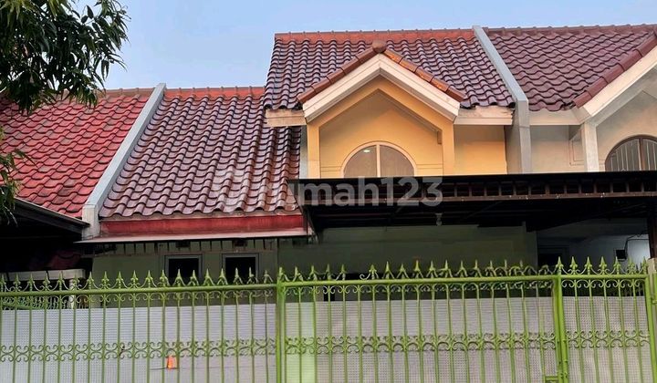 Rumah 1,5 Lantai Di Banjar Wijaya Tangerang