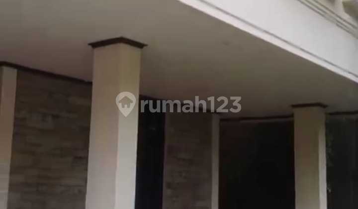 2-Story House in Babakan Jeruk 2