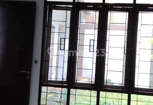 Affordable House in Batununggal Indah, Area 300M, Semi-Furnished 2