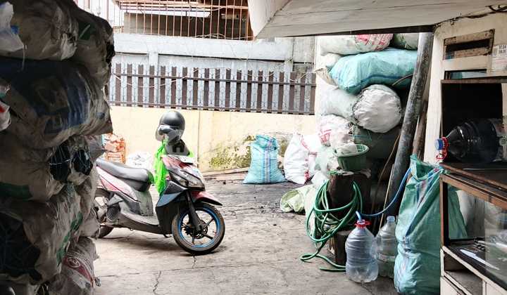 Rumah Akses 2 Mobil Sayap Pasirkaliki Dekat Stasiun Kereta Api Hitung Tanah Rumah Akses 2 Mobil Sayap Pasirkaliki Dekat Stasiun Kereta Api Hitung Tanah