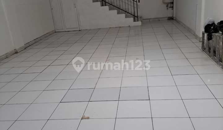 3-Storey Shop House Mekar Utama 2