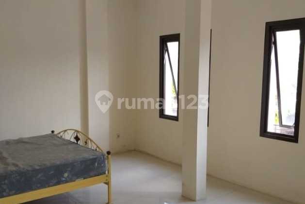 Nice 3-Story Shophouse Suitable for Business 2