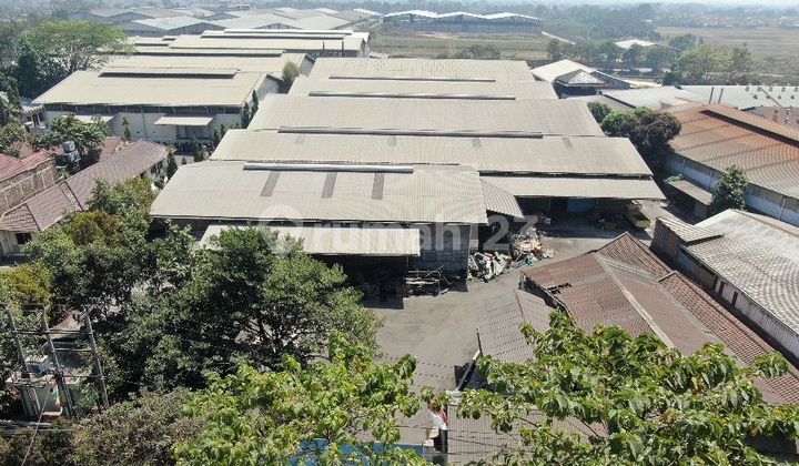 Gudang Ex Pabrik Tenun Kain di Baleendah