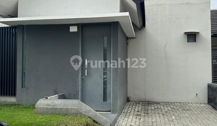 Disewakan Rumah 2 Lantai Siap Huni Dekat Tol Margaasih Kopo 2