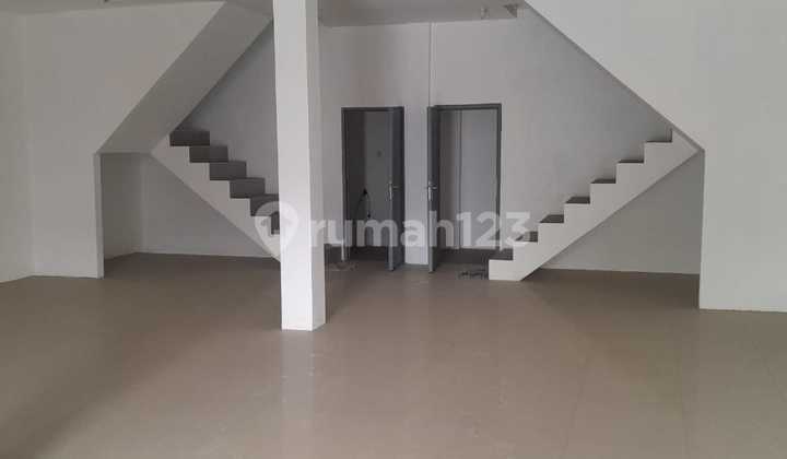 For Rent 2-Story Shop House Ready to Use on Main Road of Subang City 1