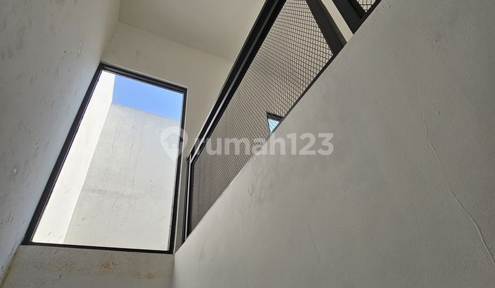 Rumah Minimalis Modern di Tki 2 ( Patung Kuda) Bandung 2