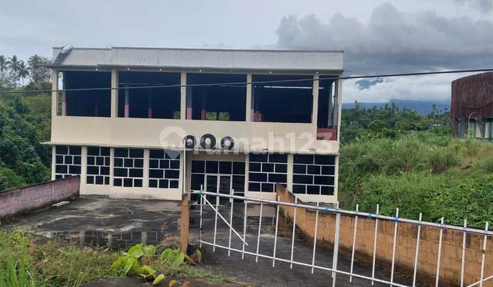 Rukan dengan lokasi strategis cocok untuk dijadikan tempat usaha Rukan dengan lokasi strategis cocok untuk dijadikan tempat usaha