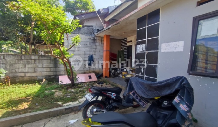 SHM-certified house with a strategic location in the Chantiqa cluster, Cibinong. 2