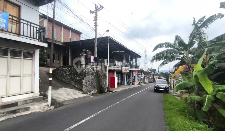 Rumah Strategis di Bawen Semarang untuk Investasi Masa Depan 1