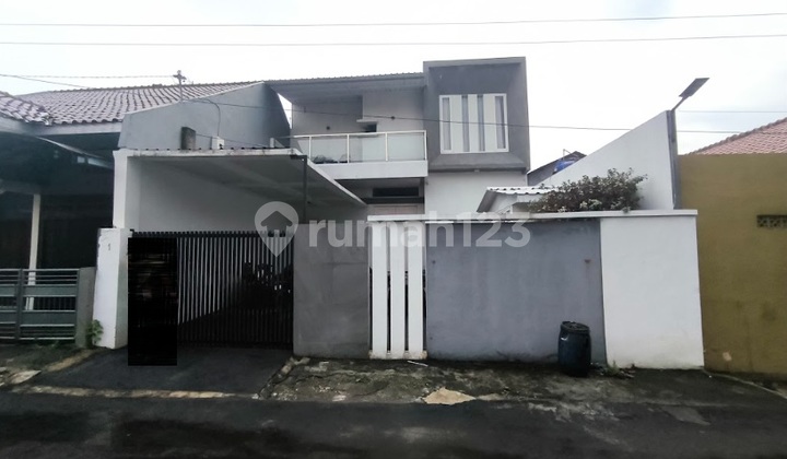 Strategic House in Sendang Mulyo Semarang 1