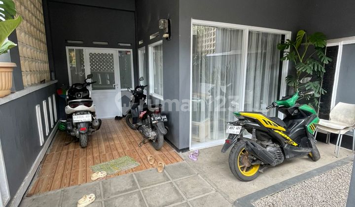 For Sale Sukajadi House Near PVJ Ready to Live In Flood-Free Well-Maintained Building 2