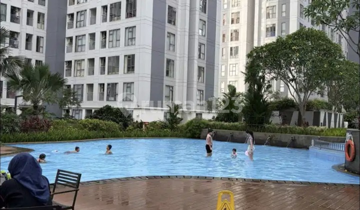 Ready to Occupy, Gading Serpong Apartment, Close to Shopping Center.