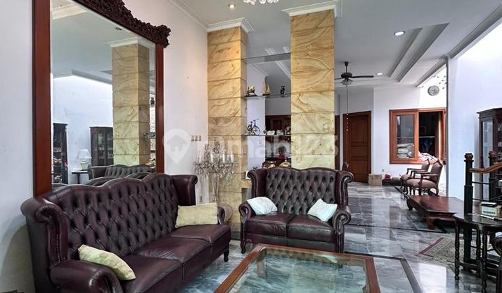 For Sale 2-Storey Luxury House Price Reduced Highly Strategic Location 2