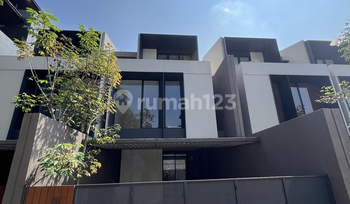 For Sale Brand New 3-Story House Only 2 Units Left Prime Location