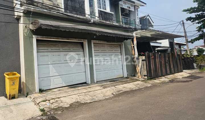 Rumah 2 Lantai, Lokasi Strategis, Bebas Banjir, Siap Huni