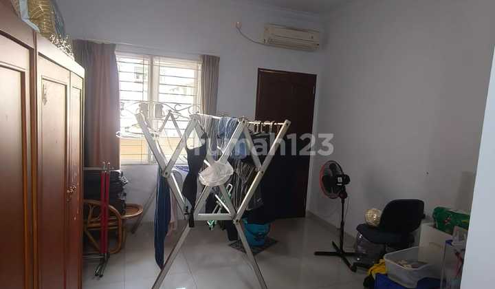 Ready-to-Occupy House, Land Area 92m², Sereal Purity, West Jakarta 2