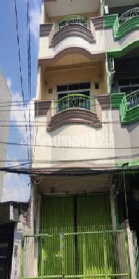 Shop House for Rent, 1st Floor, Length to Back 4 Floors, Area 4.5x36, Jembatan Lima Shop House for Rent, 1st Floor, Length to Back 4 Floors, Area 4.5x36, Jembatan Lima