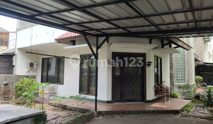 Rumah Hoek 2 Lantai Dalam Komplek Uk 30x11 Jelambar