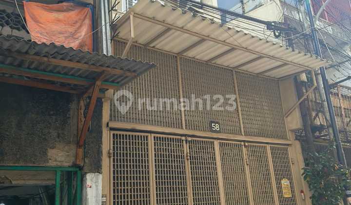 Rumah Siap Huni Luas Tanah 92m² Kemurnian Tanah Sereal Jakarta Barat