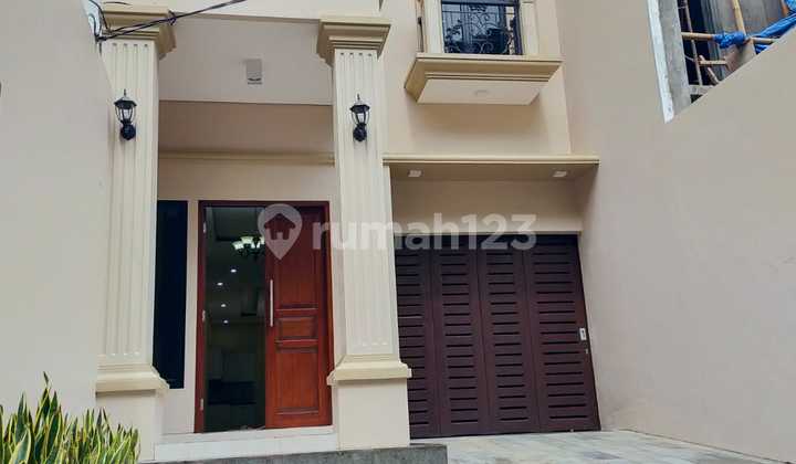 New House 136m² American Modern Kemanggisan West Jakarta