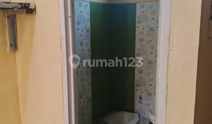 Rumah di Belakang Hypermart Tole Iskandar, Depok 2