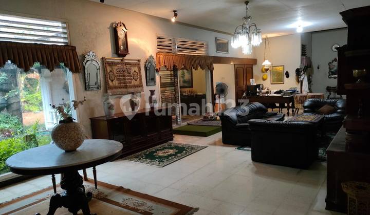 RUMAH CANTIK DI PENUMPING SOLO 2
