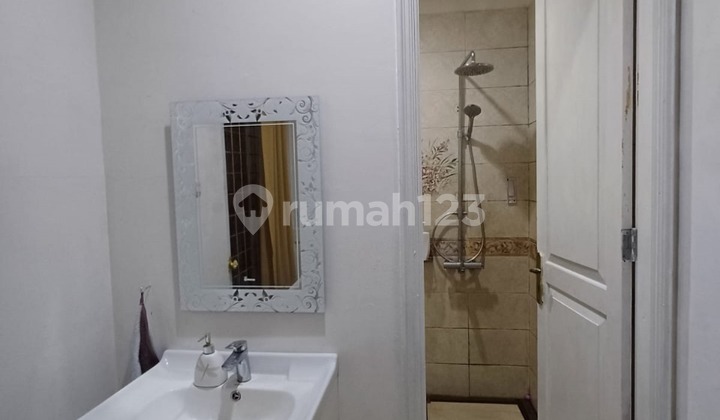 Rumah Mewah Baru Renov di Bintaro Sektor 3 2