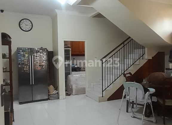 Dijual Rumah Strategis di Larangan Tangerang