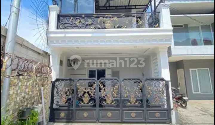 Rumah Cantik dekat Universitas Mercubuana Jakbar Rumah Cantik dekat Universitas Mercubuana Jakbar