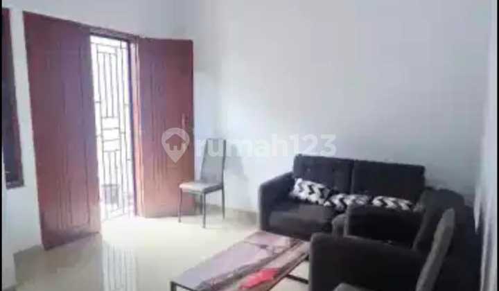 Dijual Rumah Minimalis 2 lt Dekat St. Poris Cipondoh Indah 2