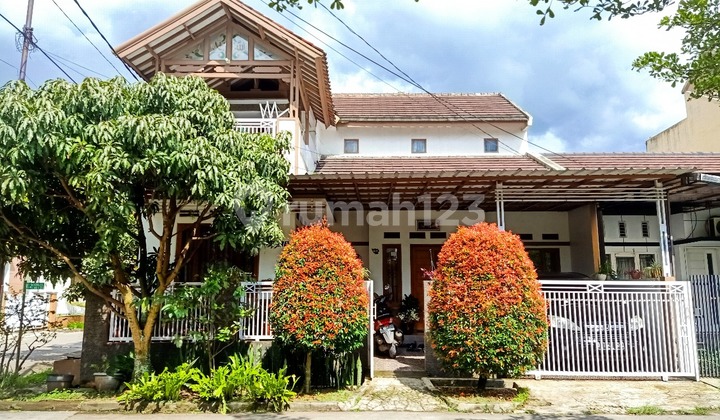Di Jual Rumah Di Komplek Taman Kopo Katapang Bandung.