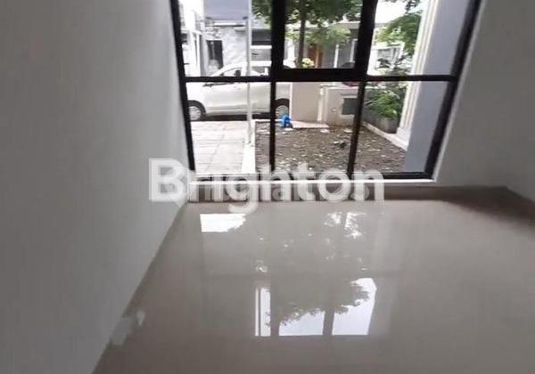 Beautiful TERRACE For Rent KAHURIPAN TERRACE House - Sidoarjo