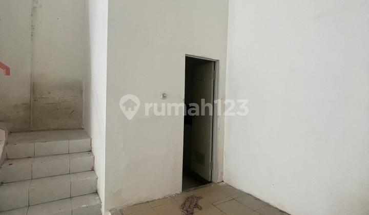 For Rent: RUKO in the GWALK area - Sambikerep, Surabaya For Rent: RUKO in the GWALK area - Sambikerep, Surabaya