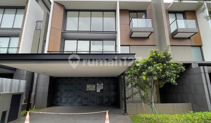 For Sale Luxury House@ Navapark Bsd