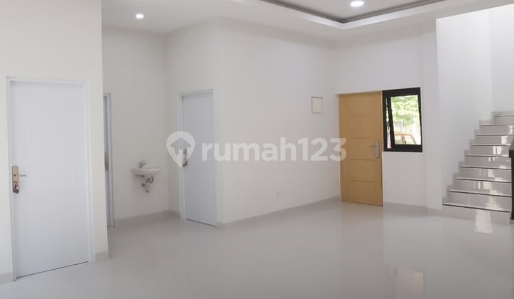 DIJUAL RUMAH Graha Raya Bougenville 2