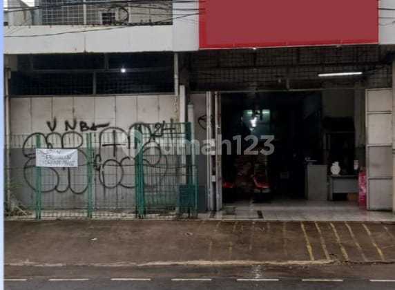 Attached Shophouse for Sale in Kalimalang, East Jakarta 1