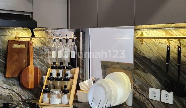 Rumah Cantik Semi Furnished View Danau Cluster Martinez Symphonia Gading Serpong