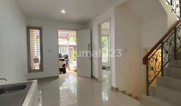 Nice 2-Story House 6x12 at Karelia Village, Gading Serpong 1