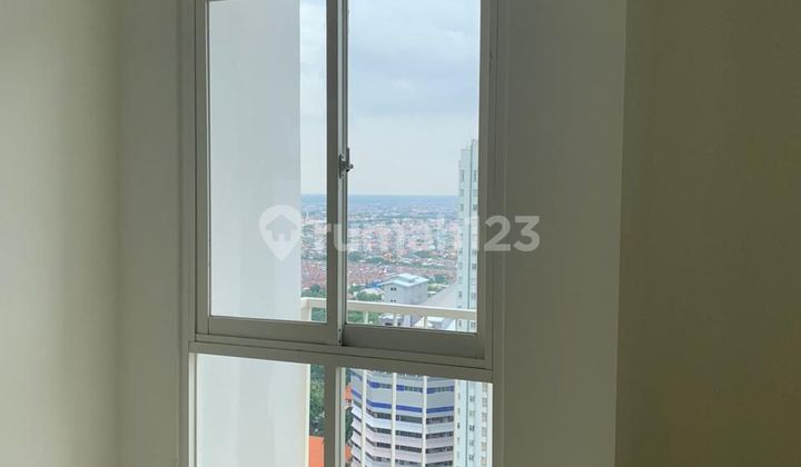 Bale Hinggil Empty Apartment for Sale in East Surabaya 2