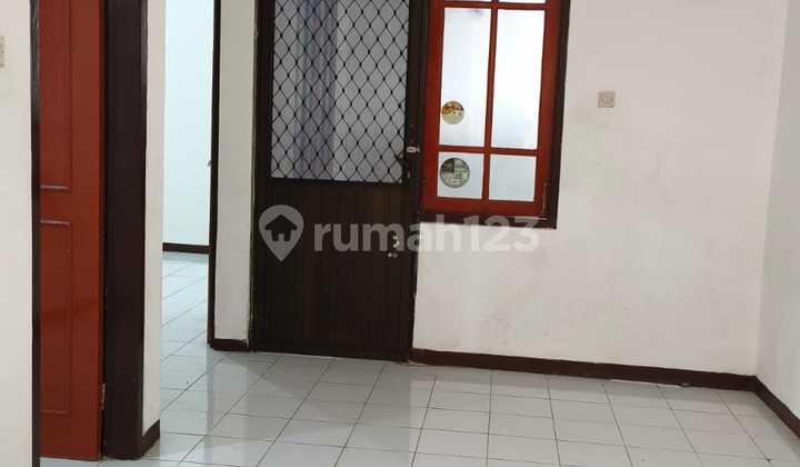 Dijual Rumah SHM Pakuwon City