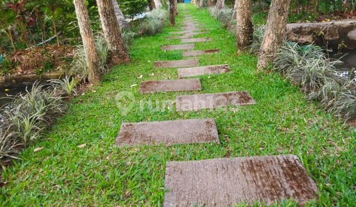 Lahan Luas Tertata Di Kawasan Wisata Sitalang