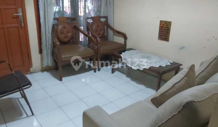 House by Harapan Jaya Street, Suitable for Business, Near Summarecon. 2