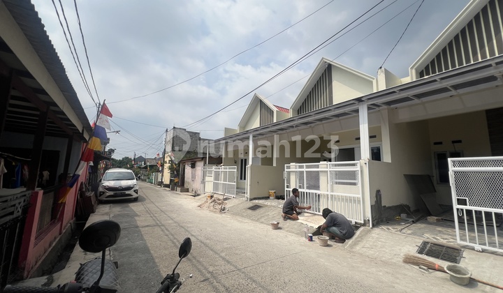 Ready-to-Occupy New House, SHM Hook, Harapan Jaya, Near Summarecon Bekasi 2