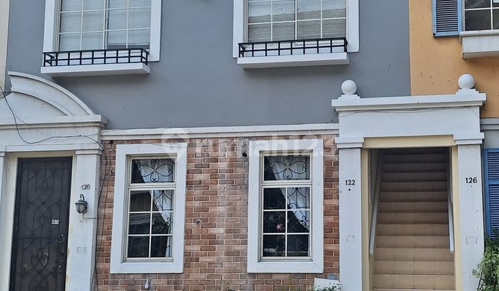 Baru Renovasi Taman Ayu Townhouse, Lippo Karawaci