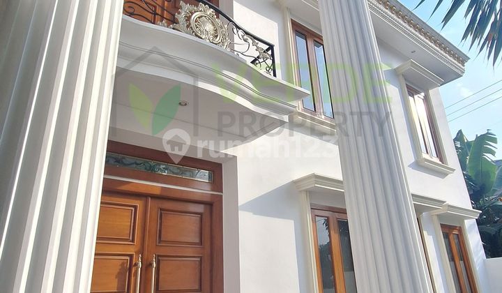 Rumah Classic Cantik Di Puspita Loka, Bsd City 2