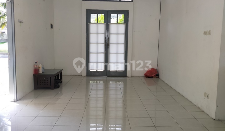 For Sale 2.6 B Citra Garden Sidoarjo; Corner House; 294 m² / 120 m²; Well-Maintained; Freehold Certificate 2