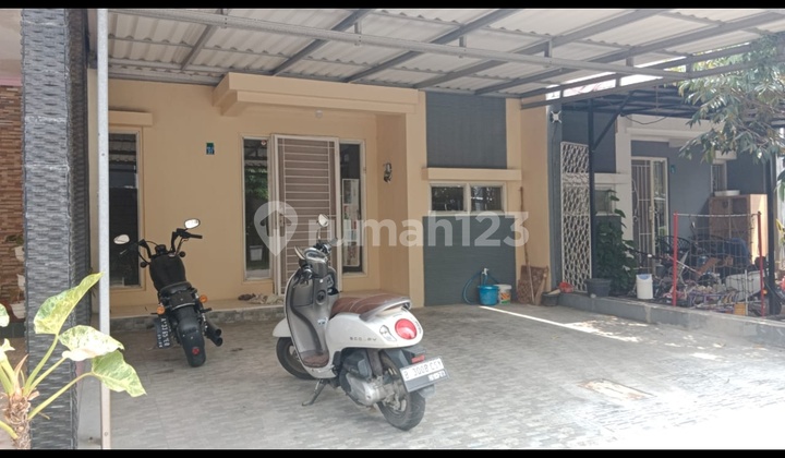 For Rent: Neat House in Modernland For Rent: Neat House in Modernland