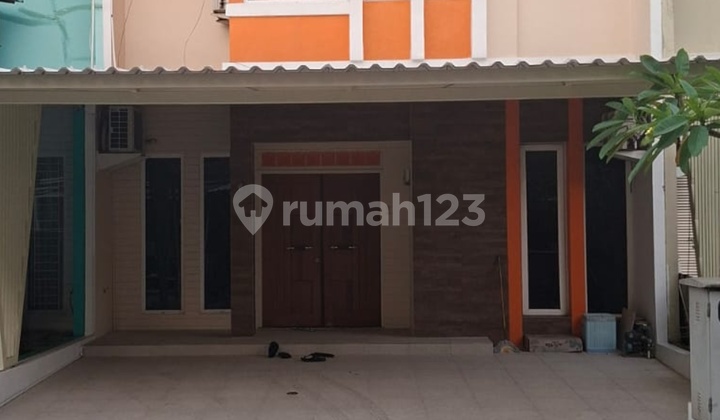 For Sale, Neat and Ready-to-Occupy House in a Cluster